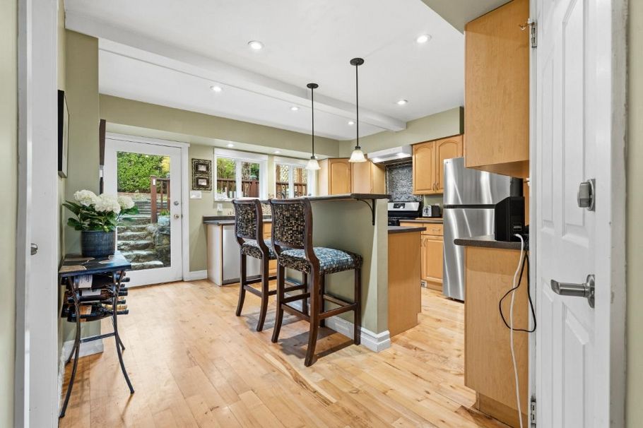 272 Osborne Road E Road North Vancouver, BC - 9