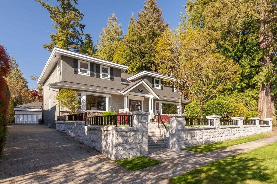 3557 W 36th Avenue Vancouver, BC - 32