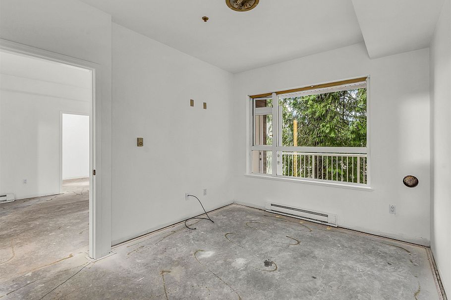 206 3151 Connaught Crescent North Vancouver, BC - 11