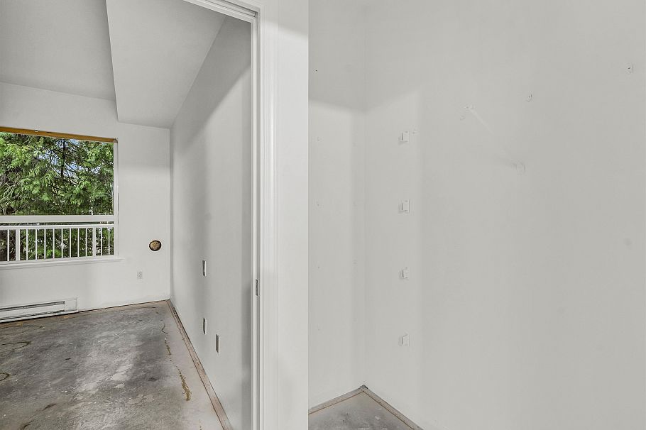 206 3151 Connaught Crescent North Vancouver, BC - 21