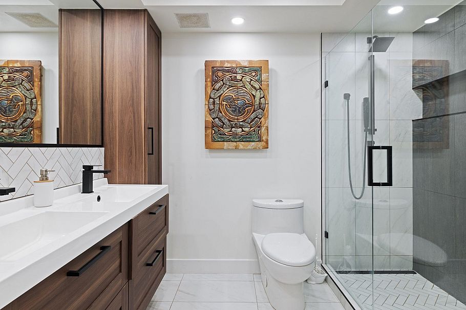 302 1406 Harwood Street Vancouver, BC - 22