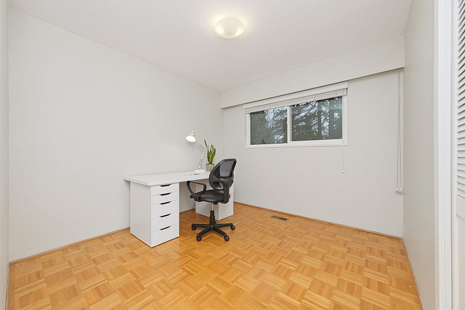 2829 Sechelt Drive North Vancouver, BC - 21