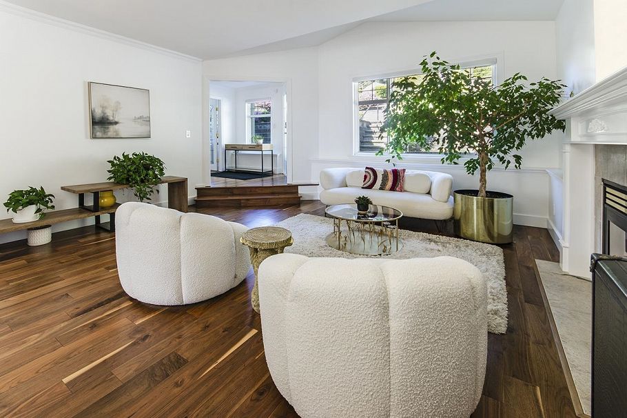 1075 Adderley Street North Vancouver, BC - 5