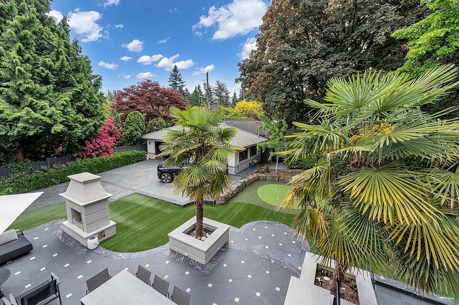 1738 W 38th Avenue Vancouver, BC - 35