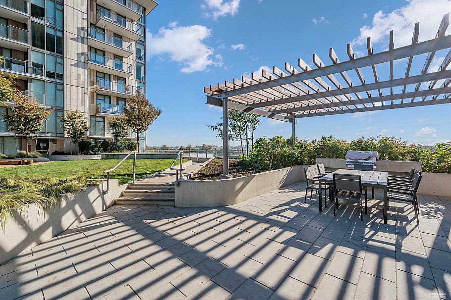 8111 Chester Street Vancouver, BC - 18