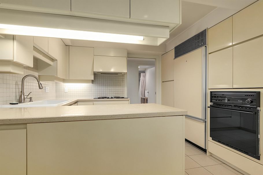 403 1633 W 10th Avenue Vancouver, BC - 13