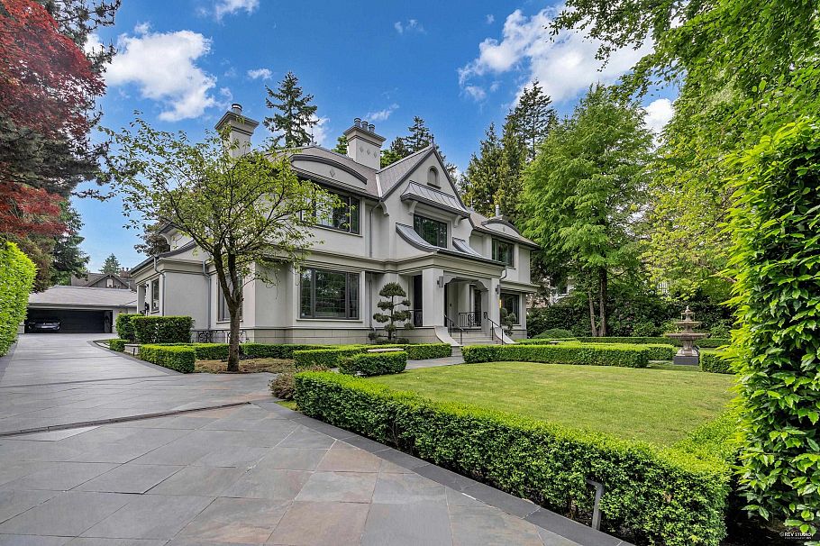 1738 W 38th Avenue Vancouver, BC - 39