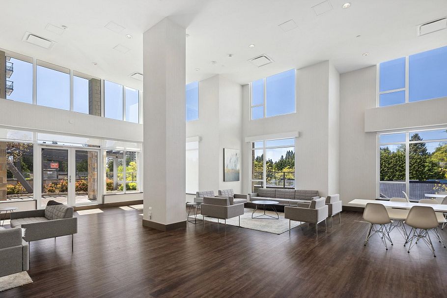 403 2780 Valley Centre Avenue North Vancouver, BC - 31