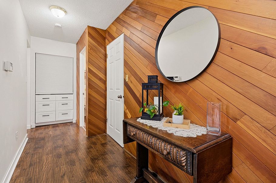 841 Old Lillooet Road North Vancouver, BC - 13