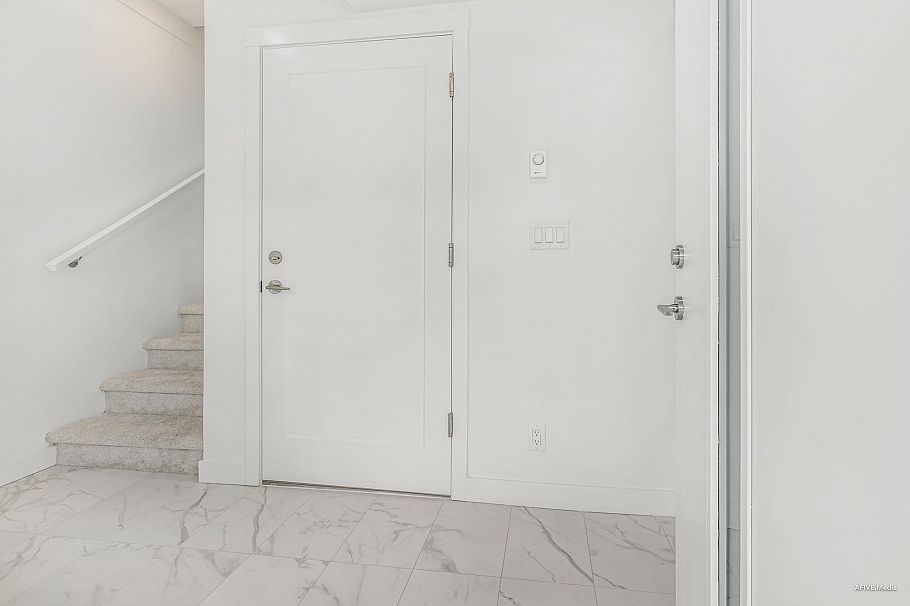 78 10333 River Drive Richmond, BC - 4