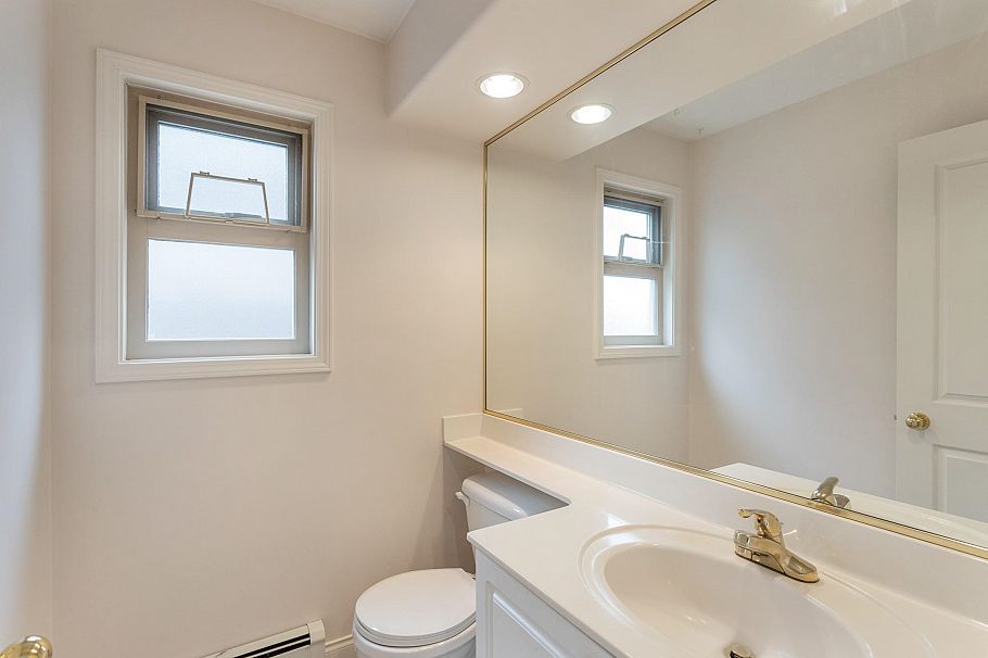 8468 Osler Street Vancouver, BC - 13