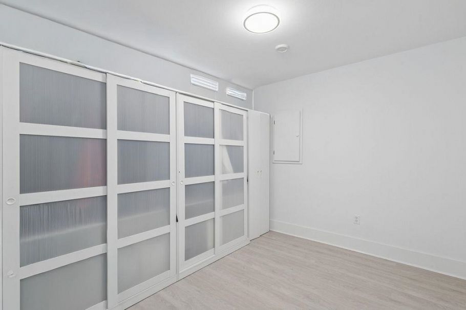 2709 W 37th Avenue Vancouver, BC - 29