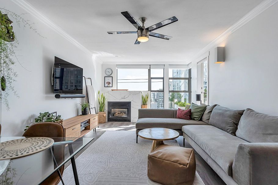 406 305 Lonsdale Avenue North Vancouver, BC - 4