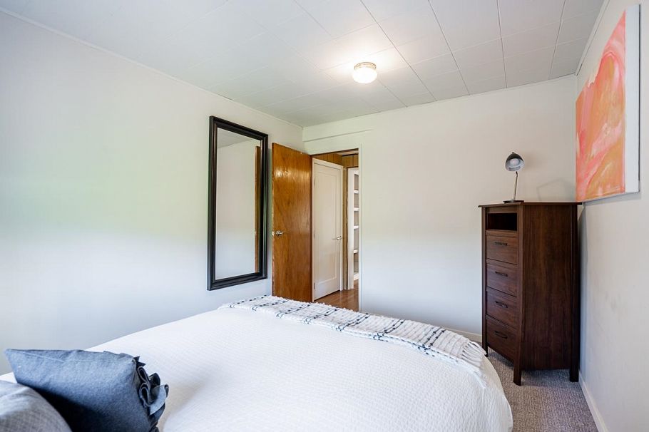 3446 Church Street North Vancouver, BC - 12