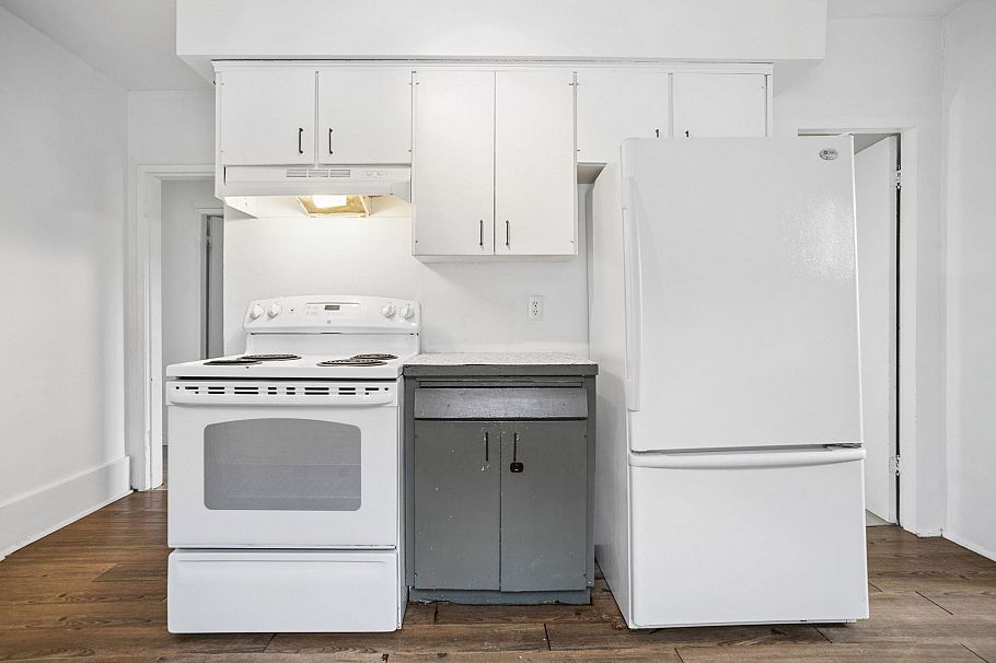 2654 Triumph Street Vancouver, BC - 7