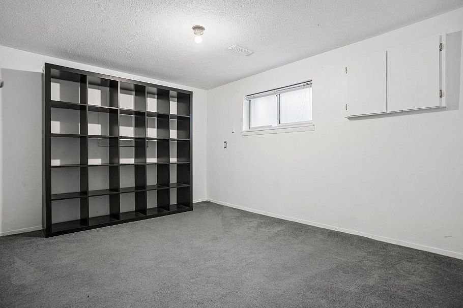 2654 Triumph Street Vancouver, BC - 17