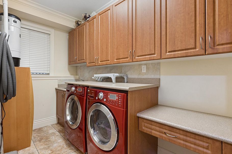 418 E 13th Street North Vancouver, BC - 15