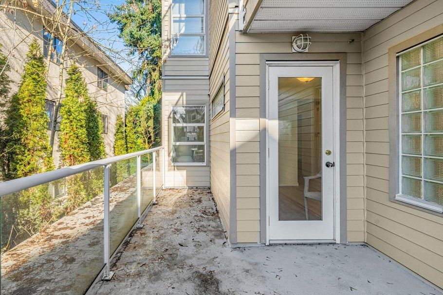 202 966 W 14th Avenue Vancouver, BC - 29