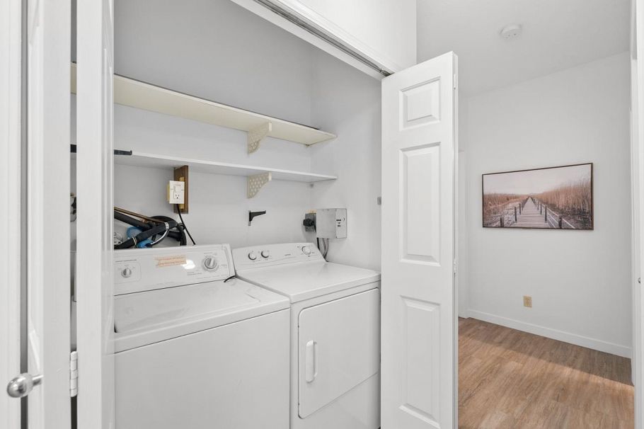 415 121 W 29th Street North Vancouver, BC - 24