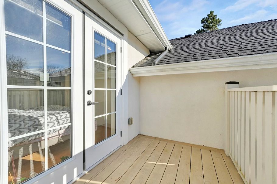 1232 W 26th Avenue Vancouver, BC - 23