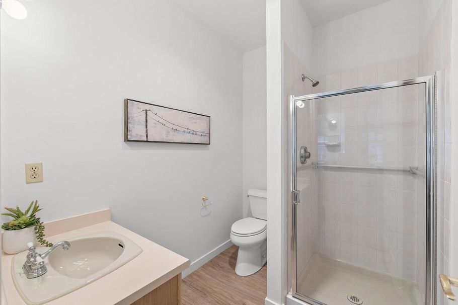 415 121 W 29th Street North Vancouver, BC - 22