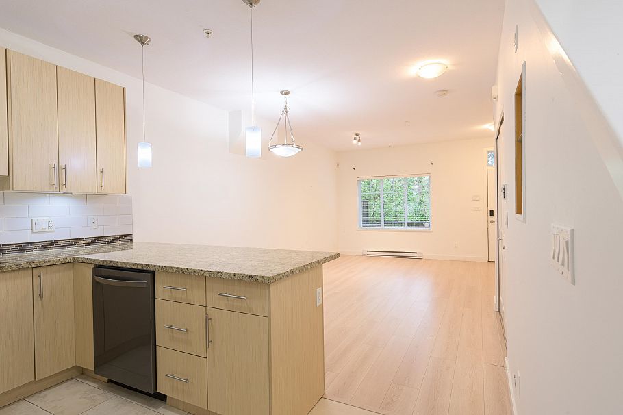 112 3888 Norfolk Street Burnaby, BC - 8