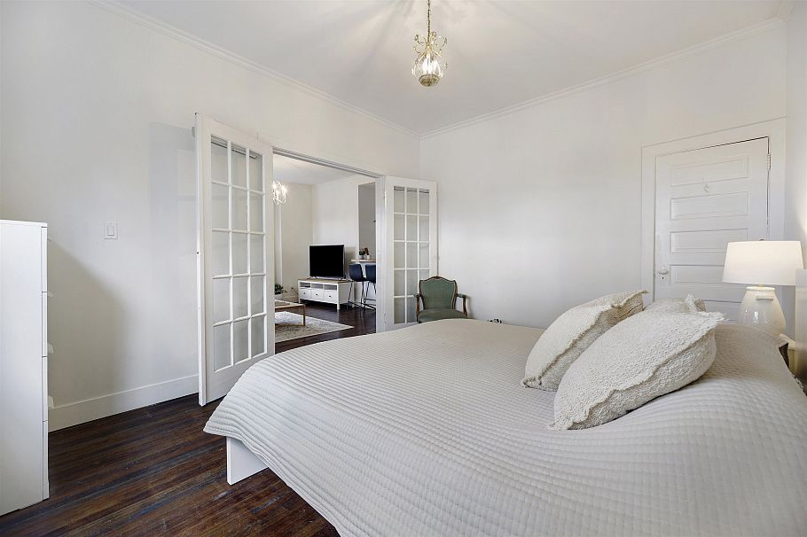 1923 E 1st Avenue Vancouver, BC - 13