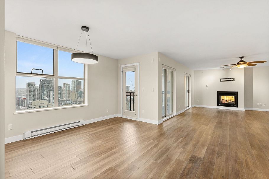 2901 969 Richards Street Vancouver, BC - 4