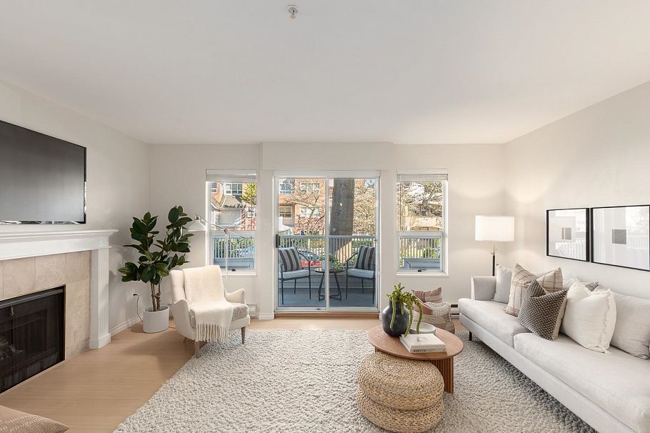 203 876 W 14th Avenue Vancouver, BC - 1