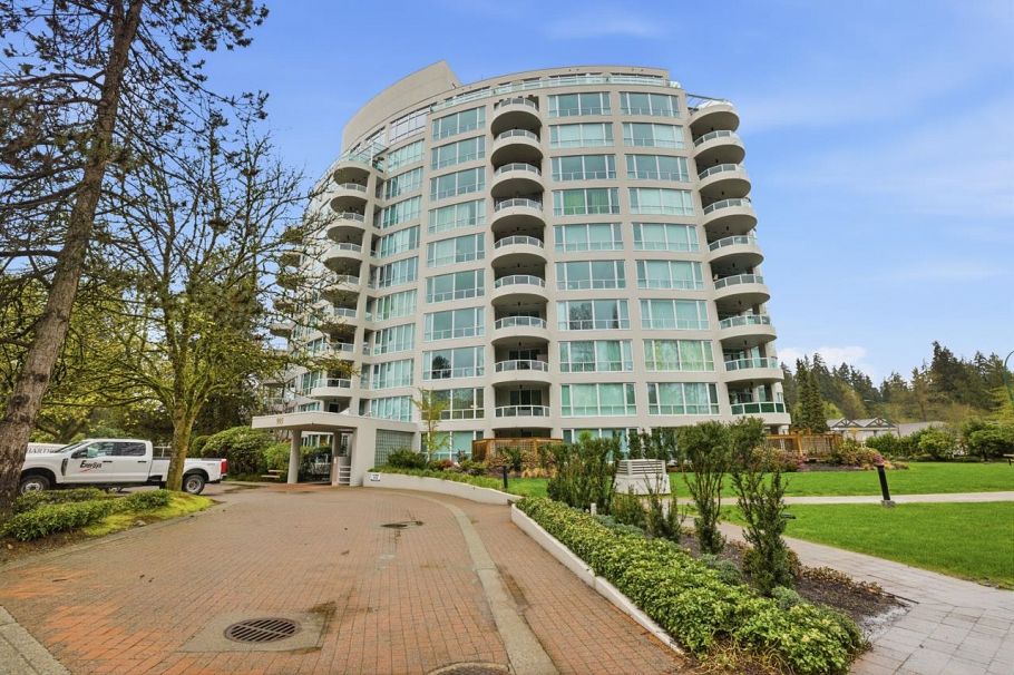 704 995 Roche Point Drive North Vancouver, BC - 35