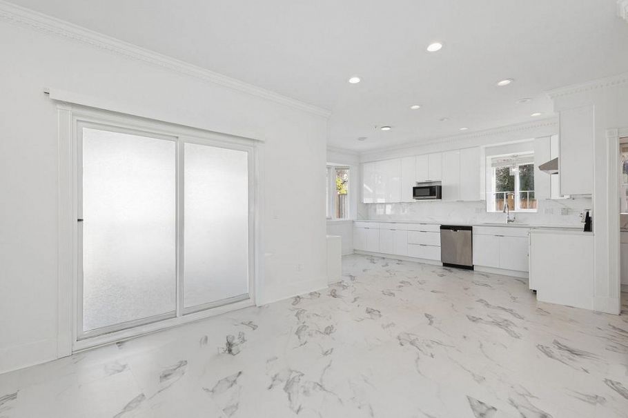 2709 W 37th Avenue Vancouver, BC - 15