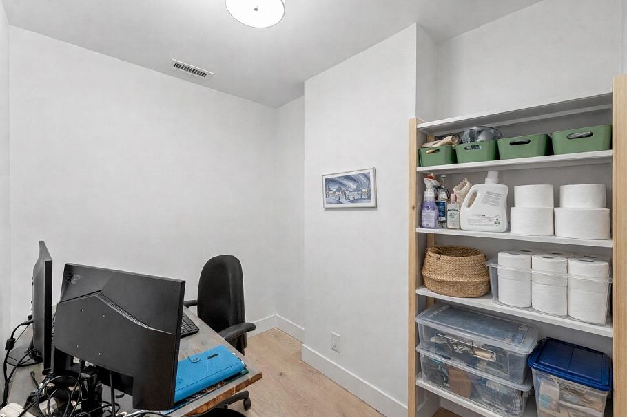 403 2780 Valley Centre Avenue North Vancouver, BC - 19