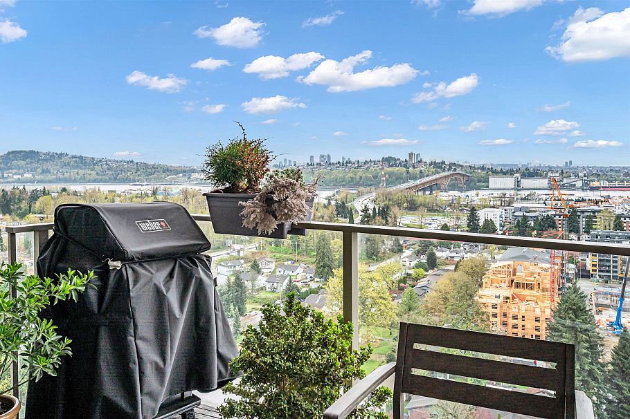 2107 1550 Fern Street North Vancouver, BC - 6