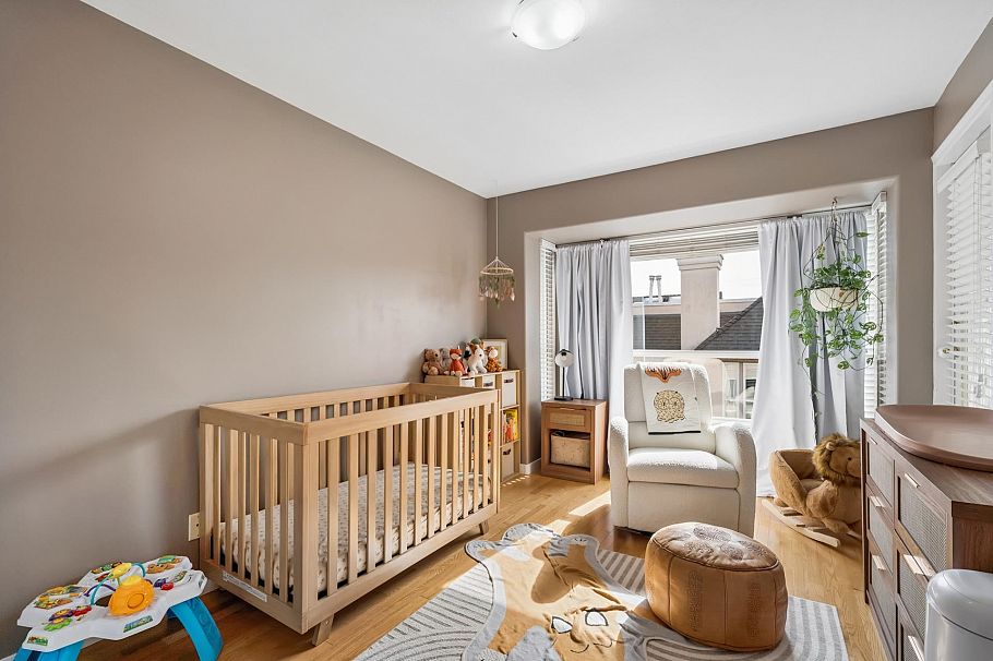 104 225 E 6th Street North Vancouver, BC - 20