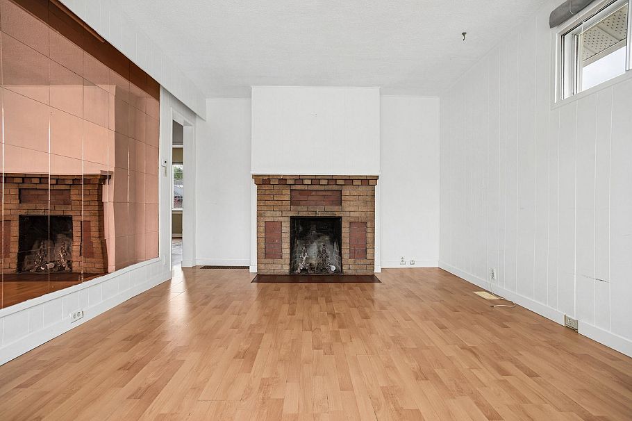 2654 Triumph Street Vancouver, BC - 4