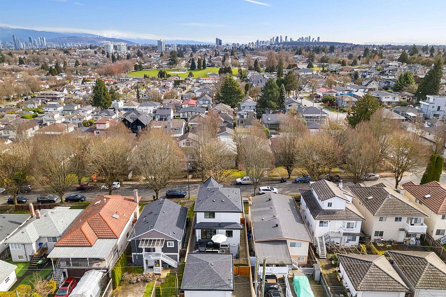 5059 Sherbrooke Street Vancouver, BC - 34