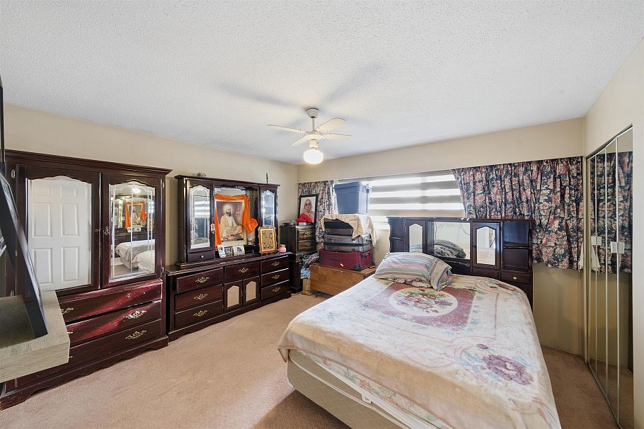 154 E 64th Avenue Vancouver, BC - 13