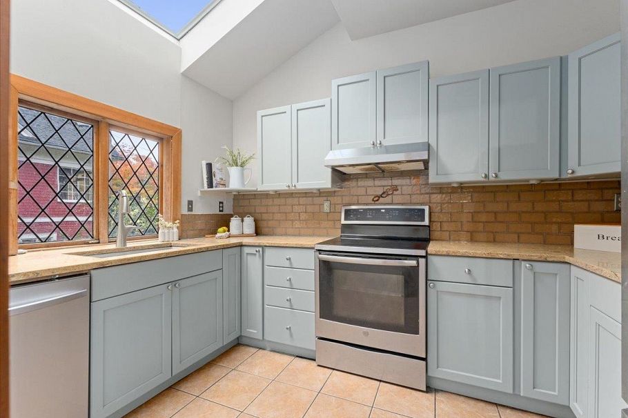 2648 Templeton Drive Vancouver, BC - 10