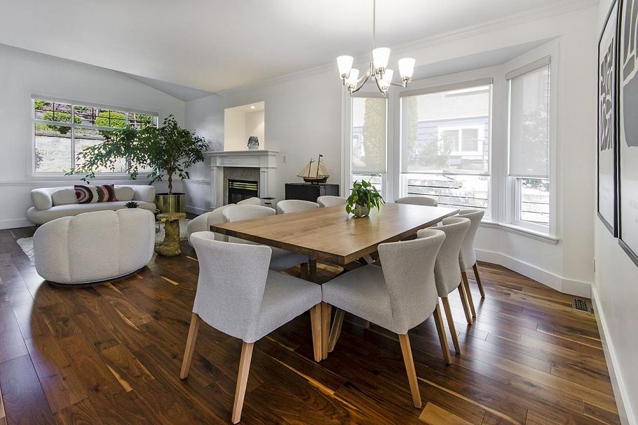 1075 Adderley Street North Vancouver, BC - 6