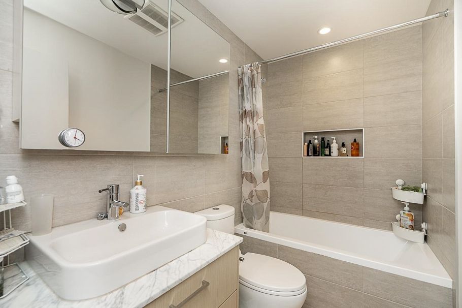 2 589 W King Edward Avenue Vancouver, BC - 14