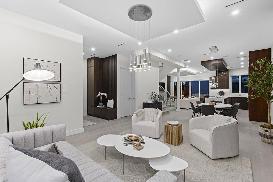 3073 Fromme Road North Vancouver, BC - 9