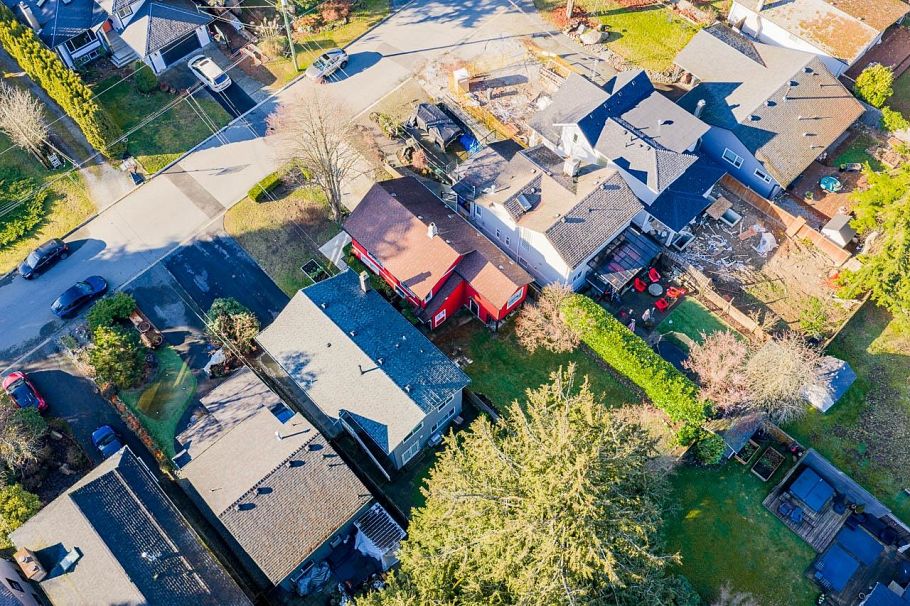 3446 Church Street North Vancouver, BC - 33