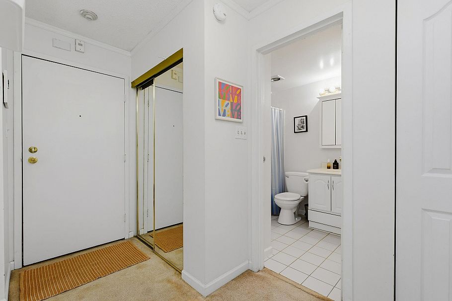 105 307 W 2nd Street North Vancouver, BC - 18