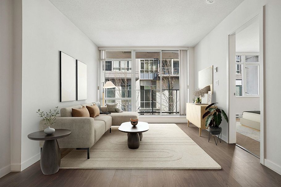 206 4815 Eldorado Mews Vancouver, BC - 2