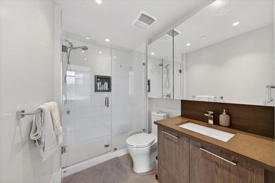 1403 3581 E Kent Avenue North Avenue Vancouver, BC - 17