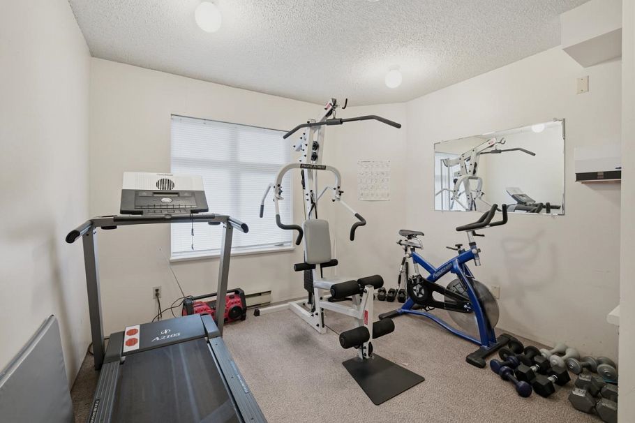 415 121 W 29th Street North Vancouver, BC - 35