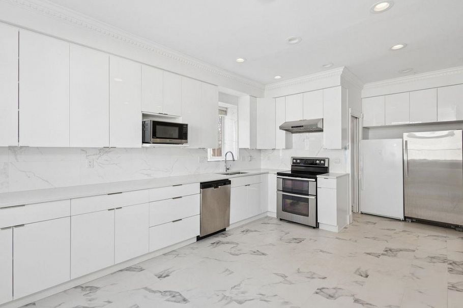 2709 W 37th Avenue Vancouver, BC - 17