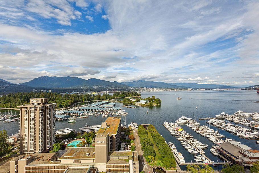 PH2501 1616 Bayshore Drive Vancouver, BC - 3