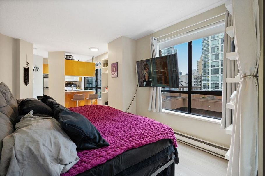 609 1189 Howe Street Vancouver, BC - 16