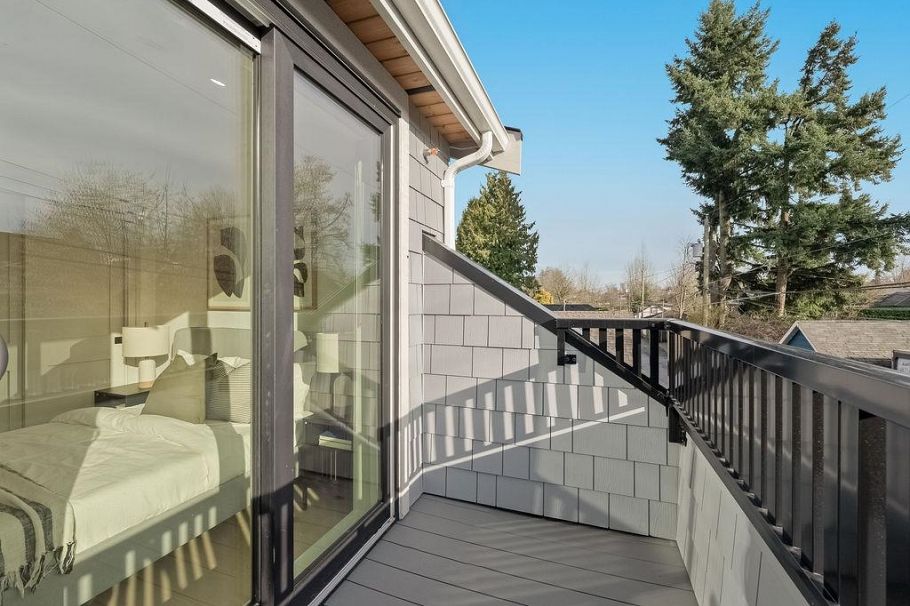 2544 Grant Street Vancouver, BC - 22